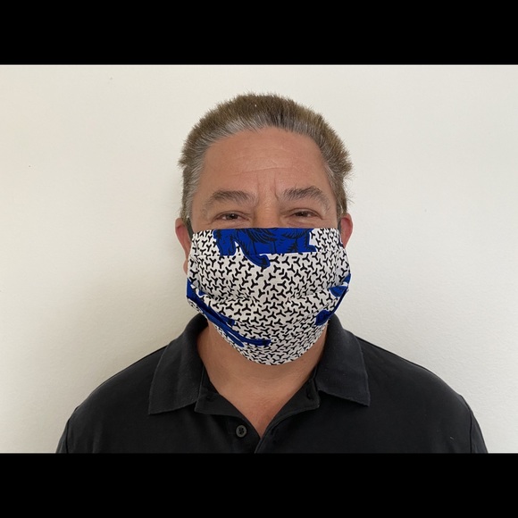 Assorted Facemask for Men & Women Buy 1 Get 1 - Picture 5 of 7